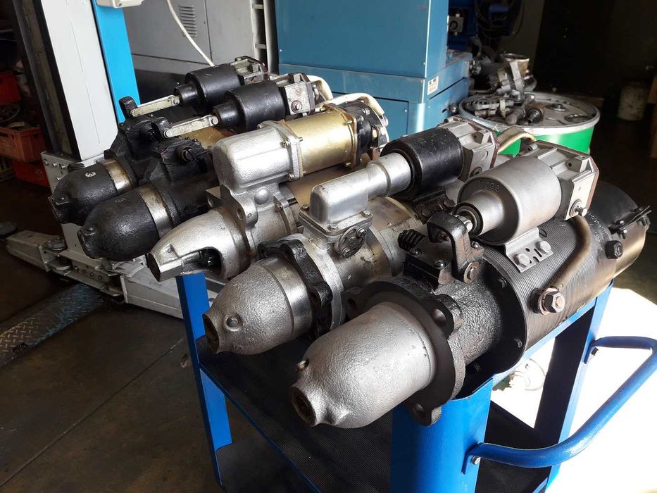 Rozrusznik Kraz Kirowiec Staliniec Maz Kamaz K700 Ził Koparka Dźwig