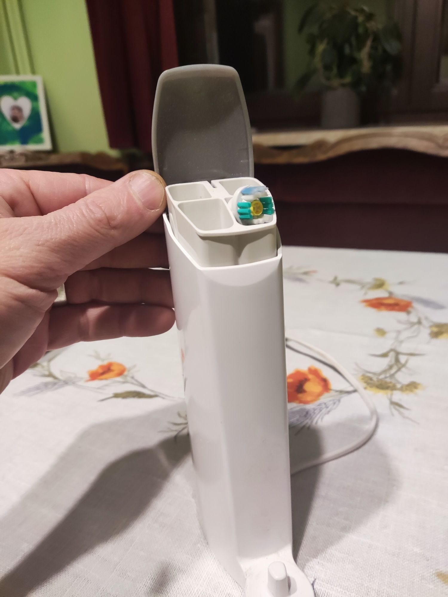 Ładowarka ORAL-B 4729 Braun Professional Care