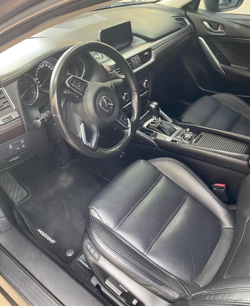 Mazda 6 2018 року 2.5 бенз автомат