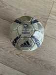 Mała piłka adidas euro 2004