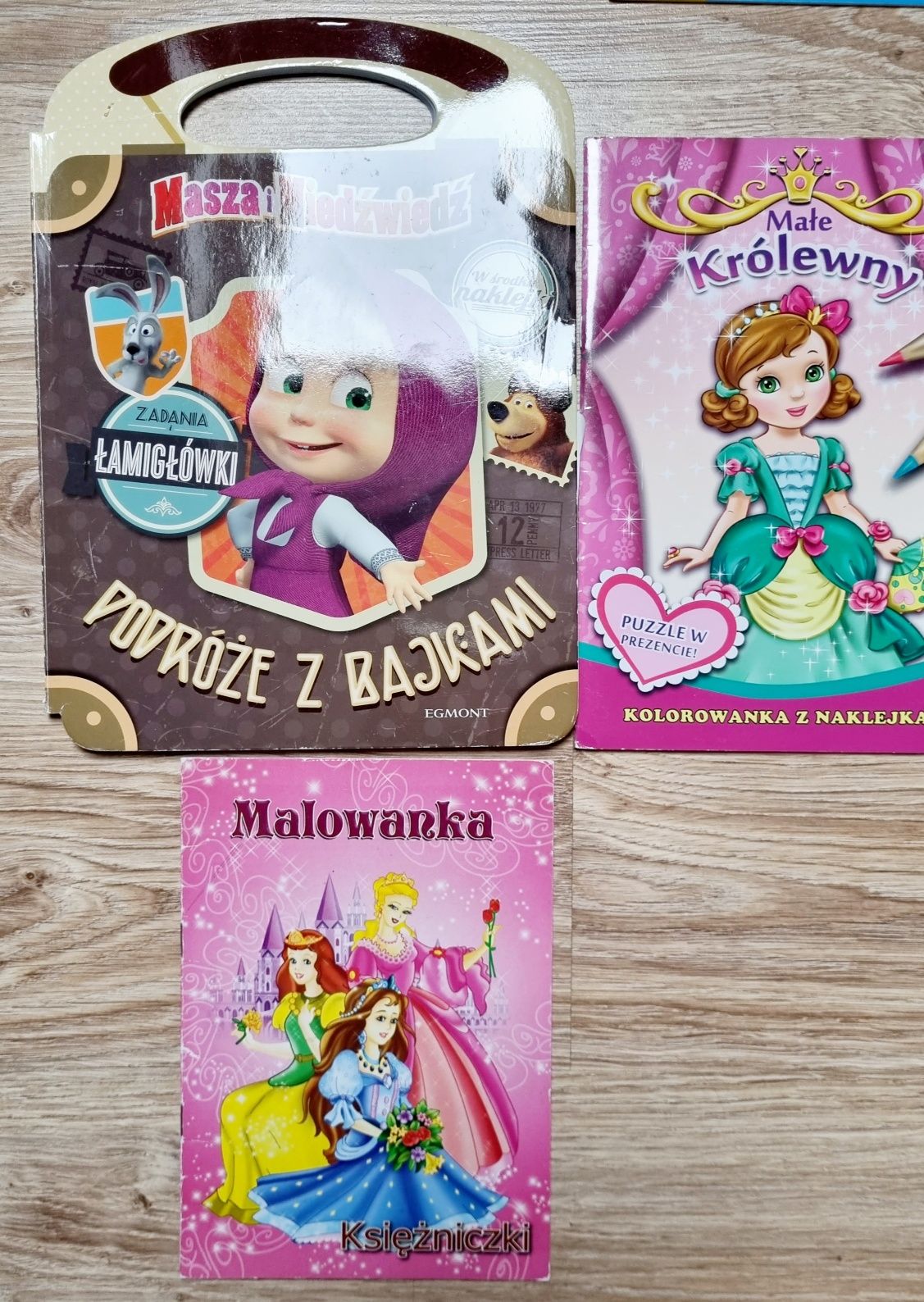 3 kolorowanki Masza królewny malowanka