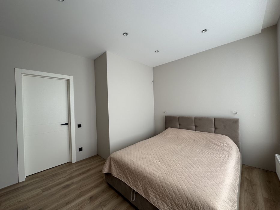 Супер ЦІНА! Цегляний 3к котедж-двоян в ЕЛІТНОМУ РАЙОНІ Рівного!