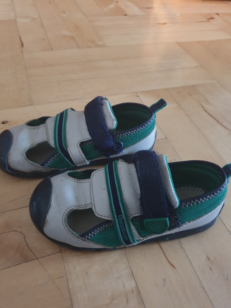 Sandałki Reebok pełne