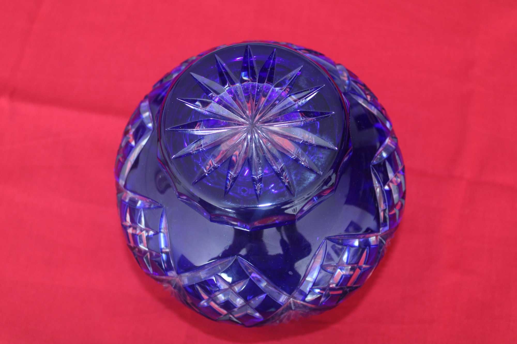 Cachepô Cristal Double em azul cobalto e  cristal Lapidado, anos 50