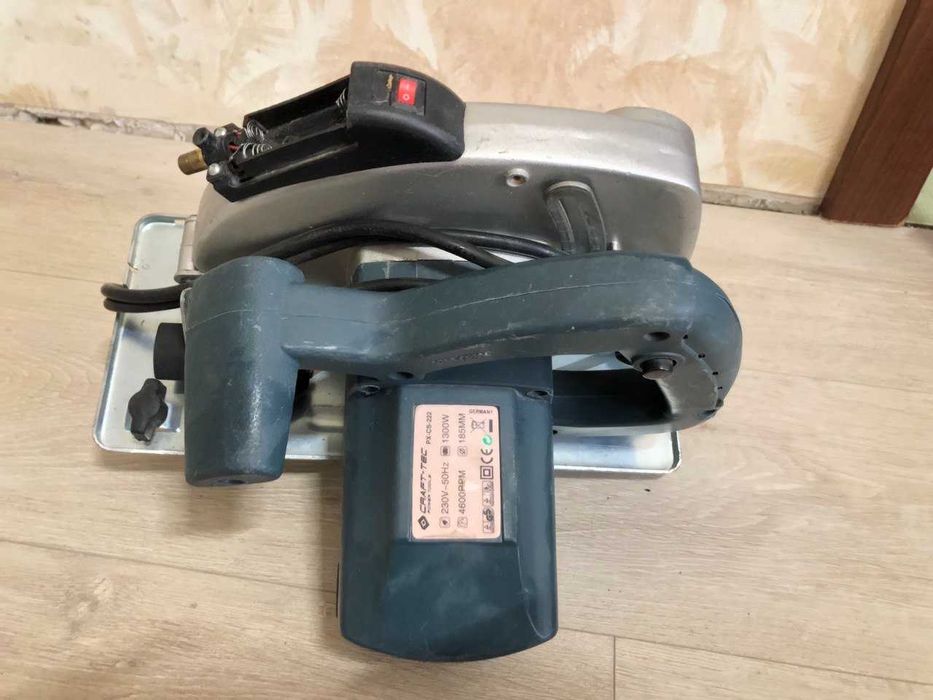 Циркулярная пила (дисковая), б/у, робочая