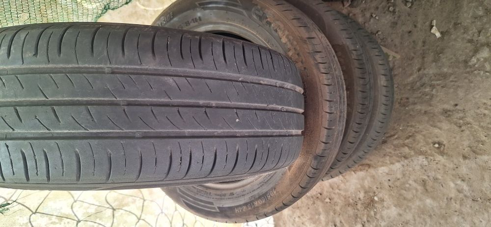 Вживані шини KUMHO