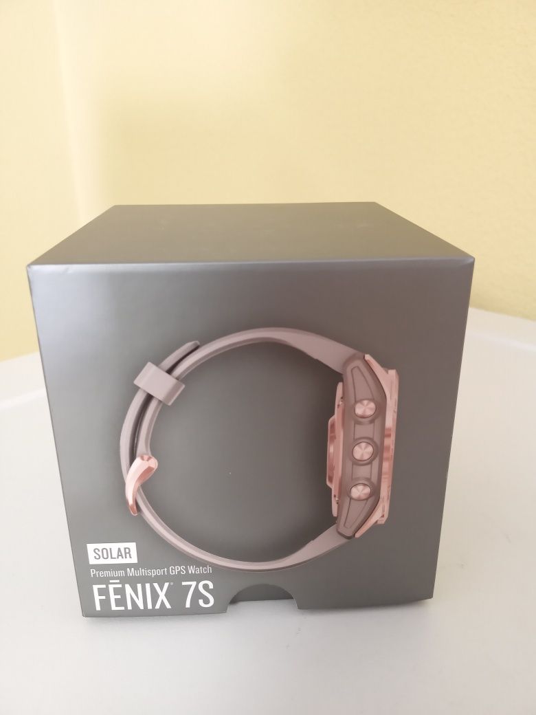 Смарт-годинник Garmin Fenix 7S Solar 010-02539-11