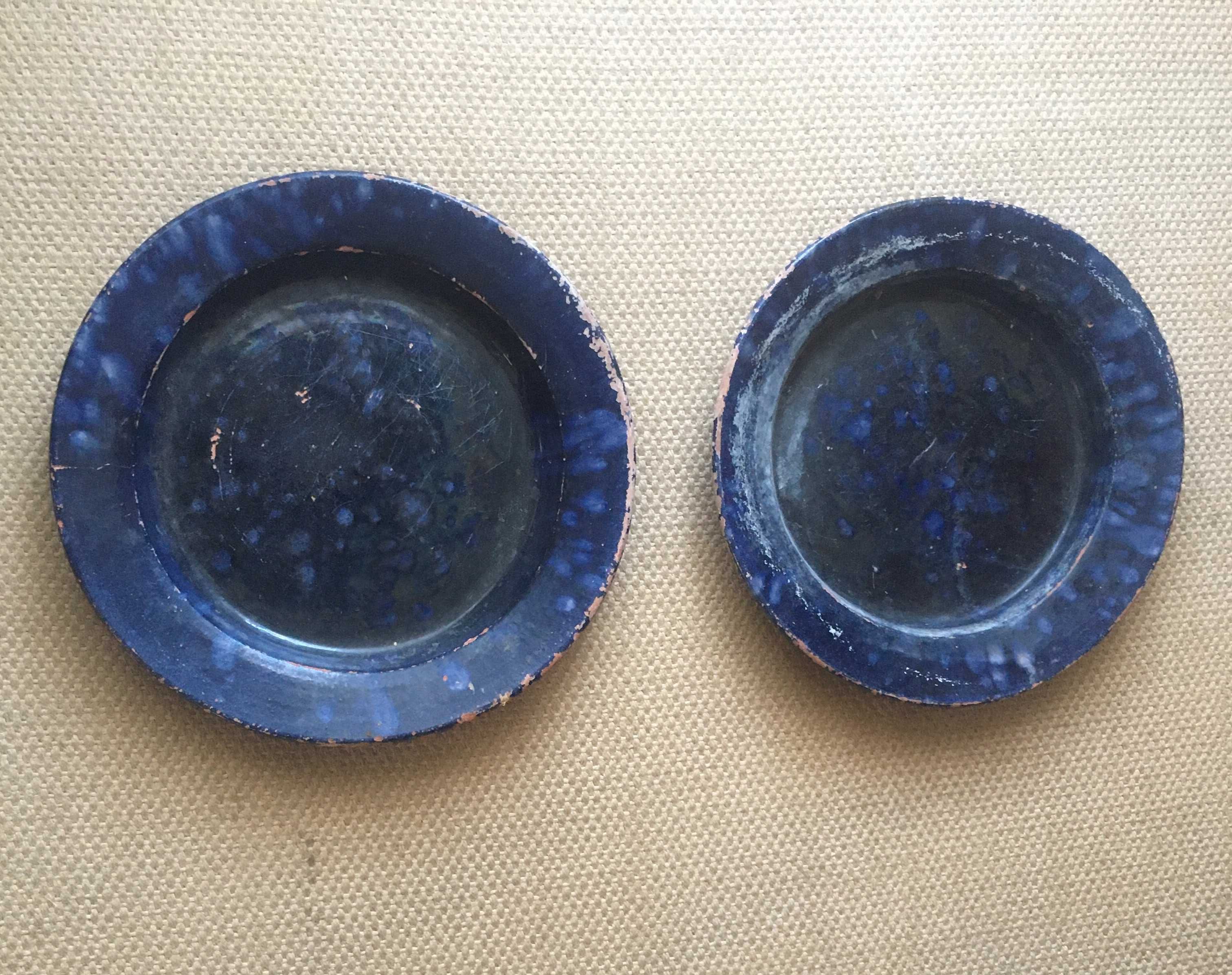 Par pratos para vasos em terra cota com vidrado