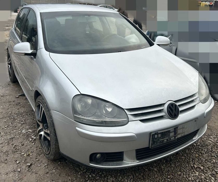 części zderzak lusterko drzwi zawieszenie klapa maska itd VW Golf V