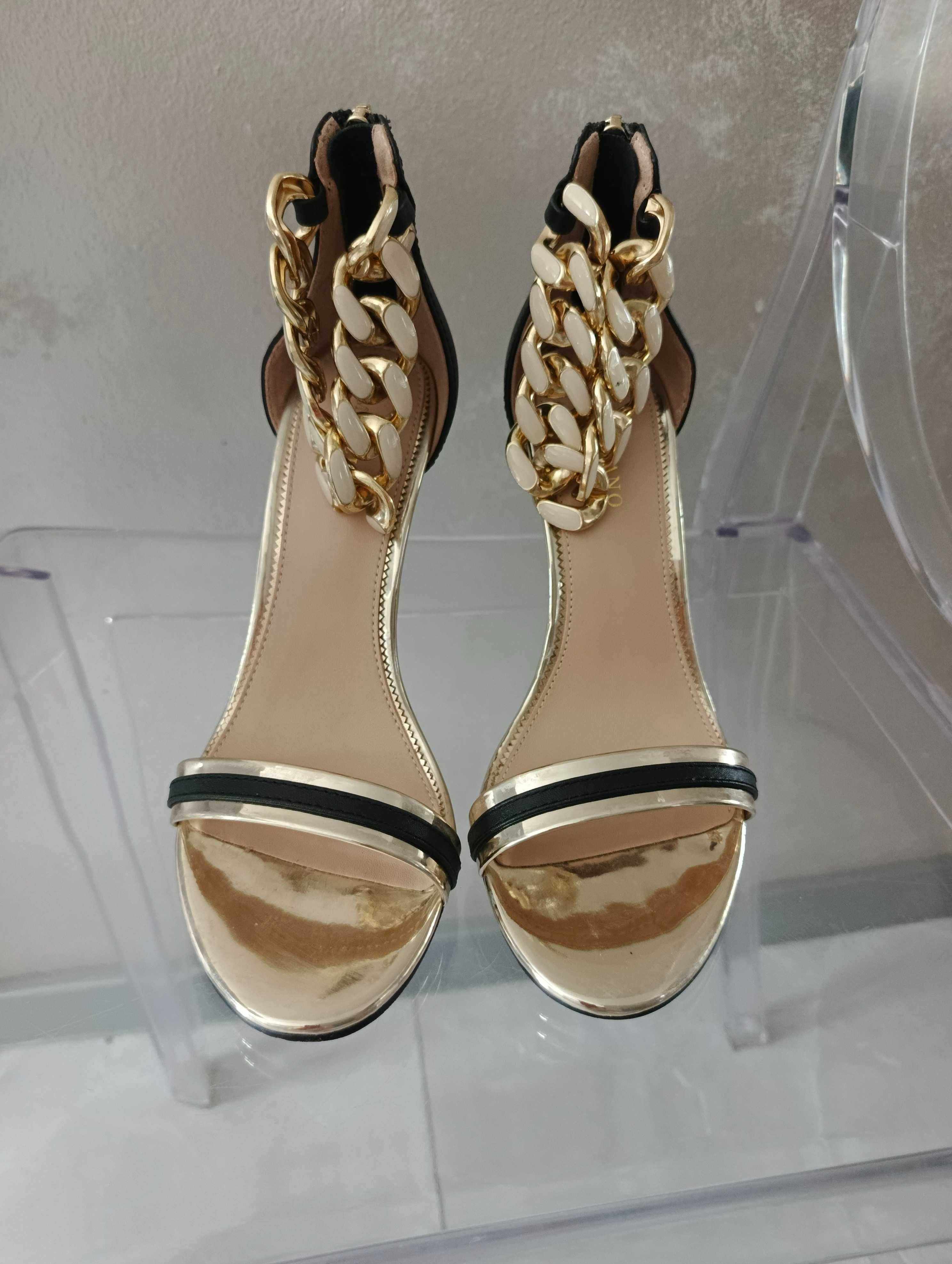 Sandały Marciano Guess  rozmiar 36,