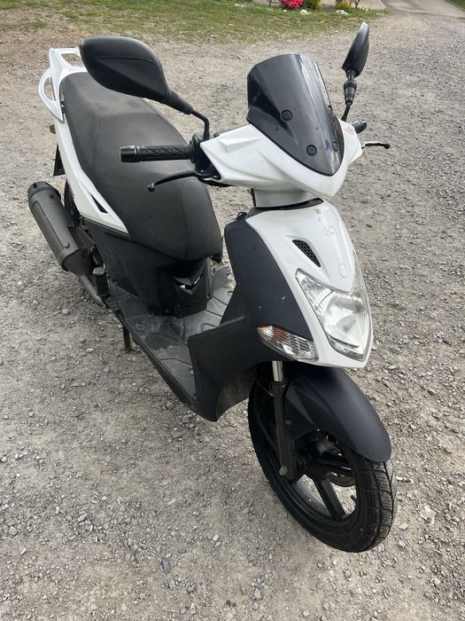Skuter Kymco Agility City 125 4t USZKODZONY