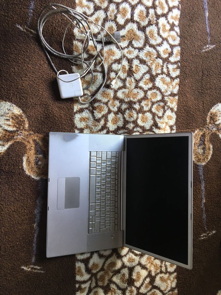 Apple laptop powerbook g4 usado