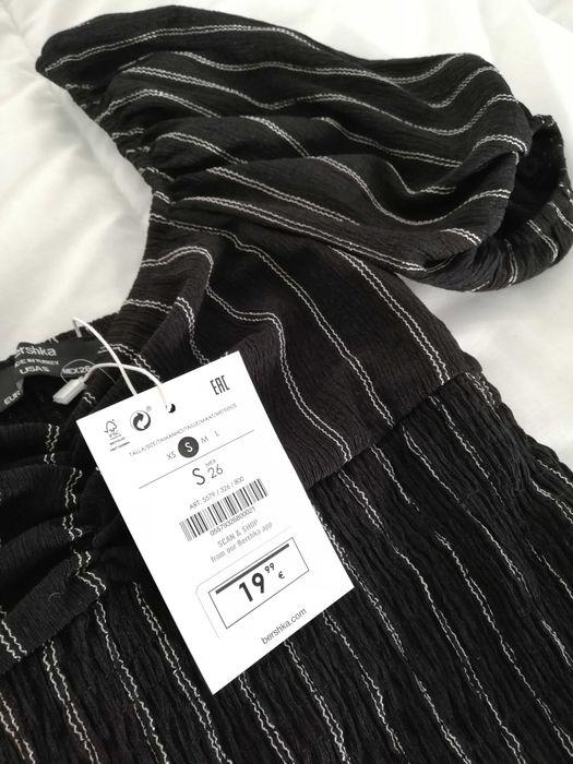 Vestido Bershka justo elástico