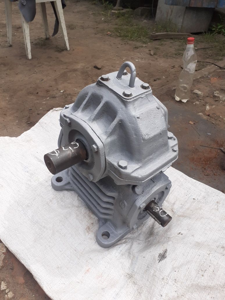 Редуктор понижающий рчп-120 для дровокола.