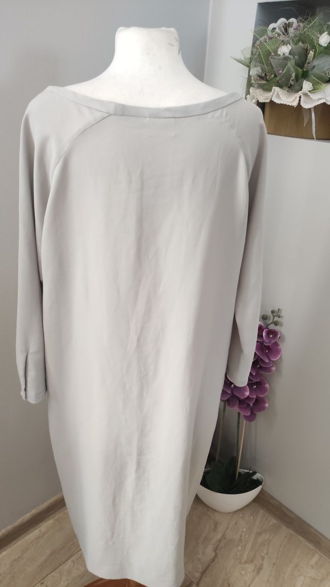 Elegancka wizytowa sukienka luźna gładka L XL