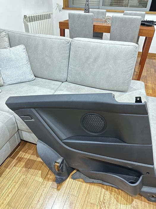 Quartelas Traseiras em Pele Opel Astra H GTC