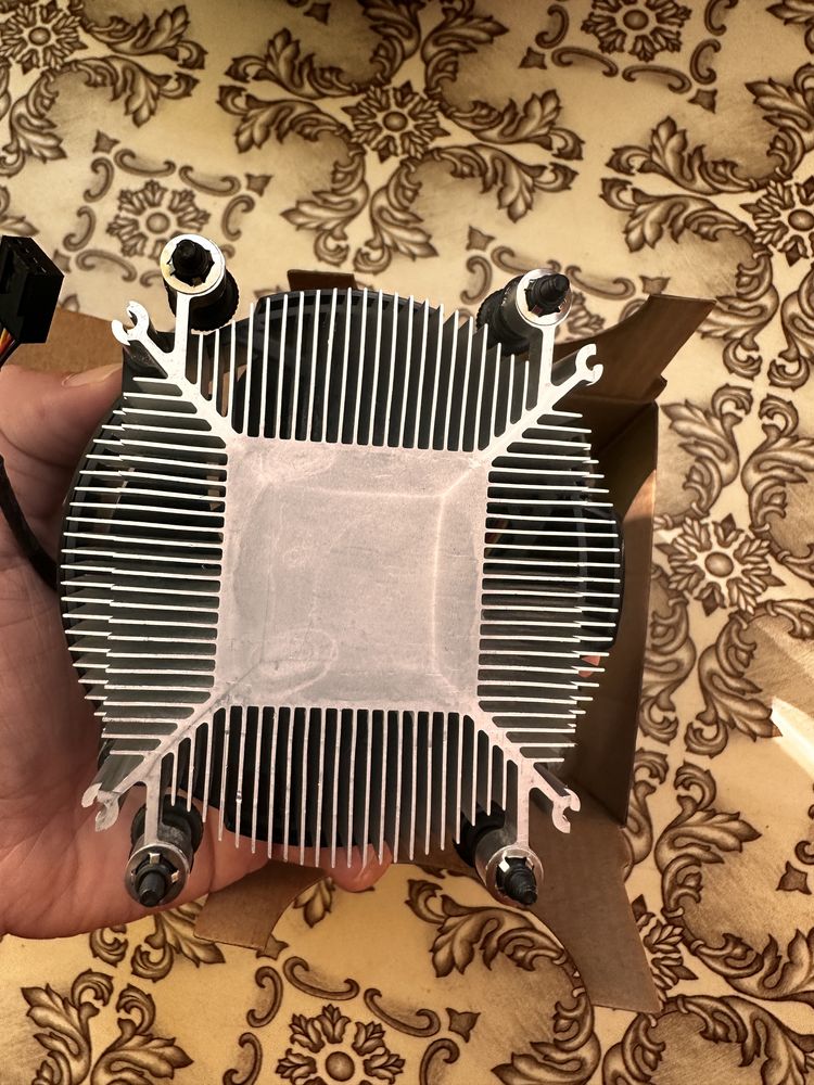 Процесор Ryzen 5 2600 Box  кулер
