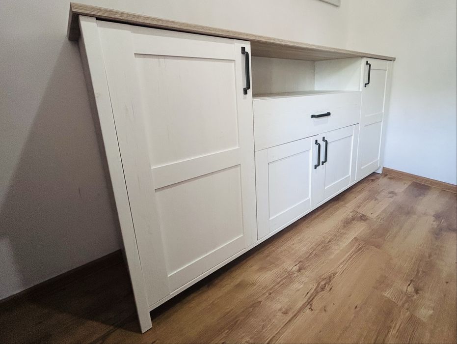 Komoda BRW biała, duża, idealny stan – 194 cm szer.