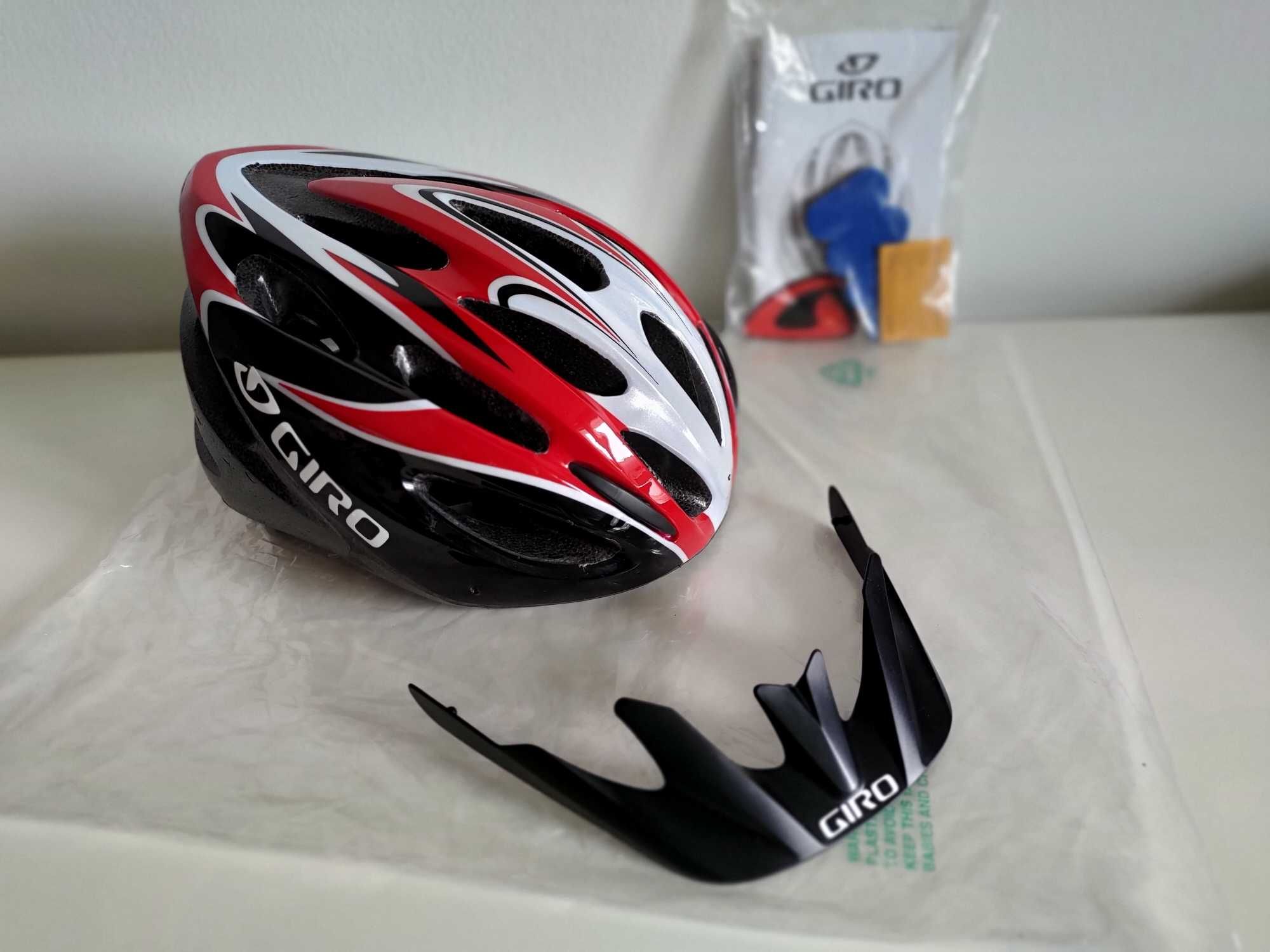 Capacete Bicicleta Estrada / BTT Giro Tam. M