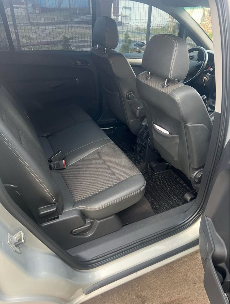 Opel Zafira 1.7 CDTI
