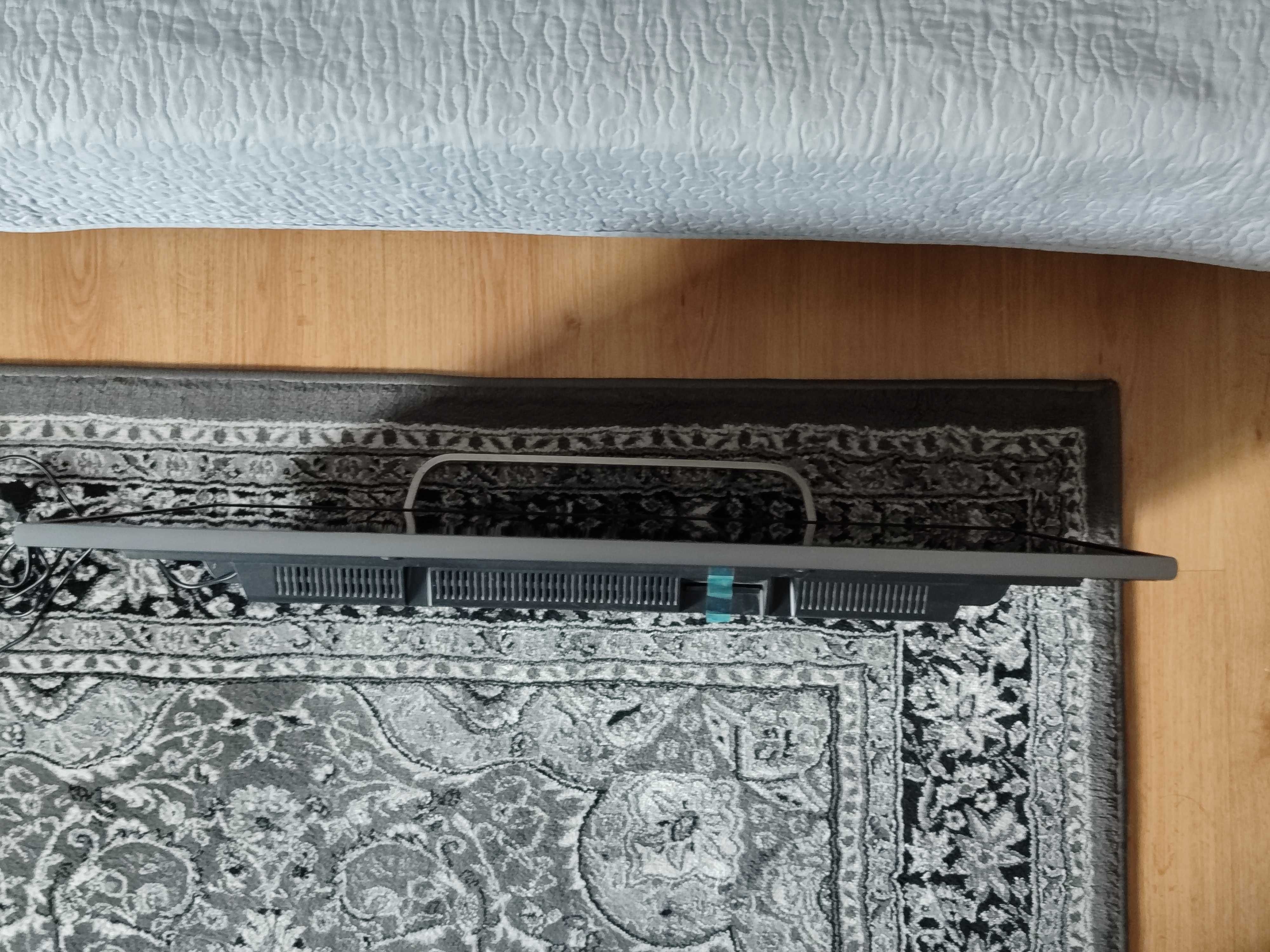 Telewizor Sony 32" cale- model KDL-32W705B - Używany