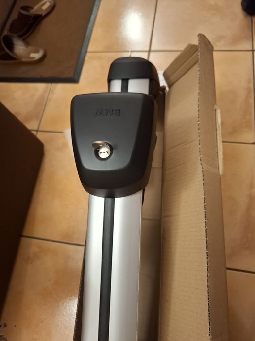 Bagażnik dachowy bmw 3 g21 oem belki poprzeczki bazowe relingi thule