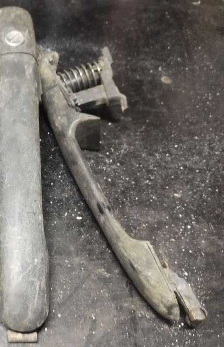 Зовнішня ручка зсувних дверей LT 35 / Sprinter