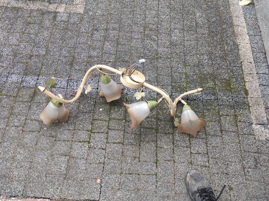 Żyrandol metalowy szkło