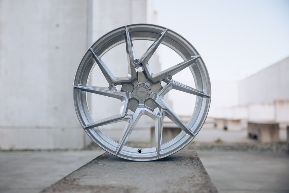 Nowe felgi yota yp2 5x112 18 cali 8j et40 do a3 a4 a5 a6 a7 g20 g30 fv