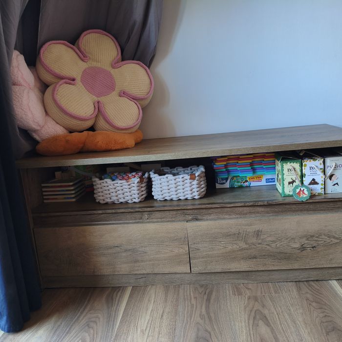 Sprzedam szafę pod tv