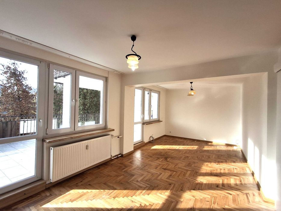 Piękny apartament 4-pok.+ kuchnia. Duży taras. ul. Majora. 1 piętro