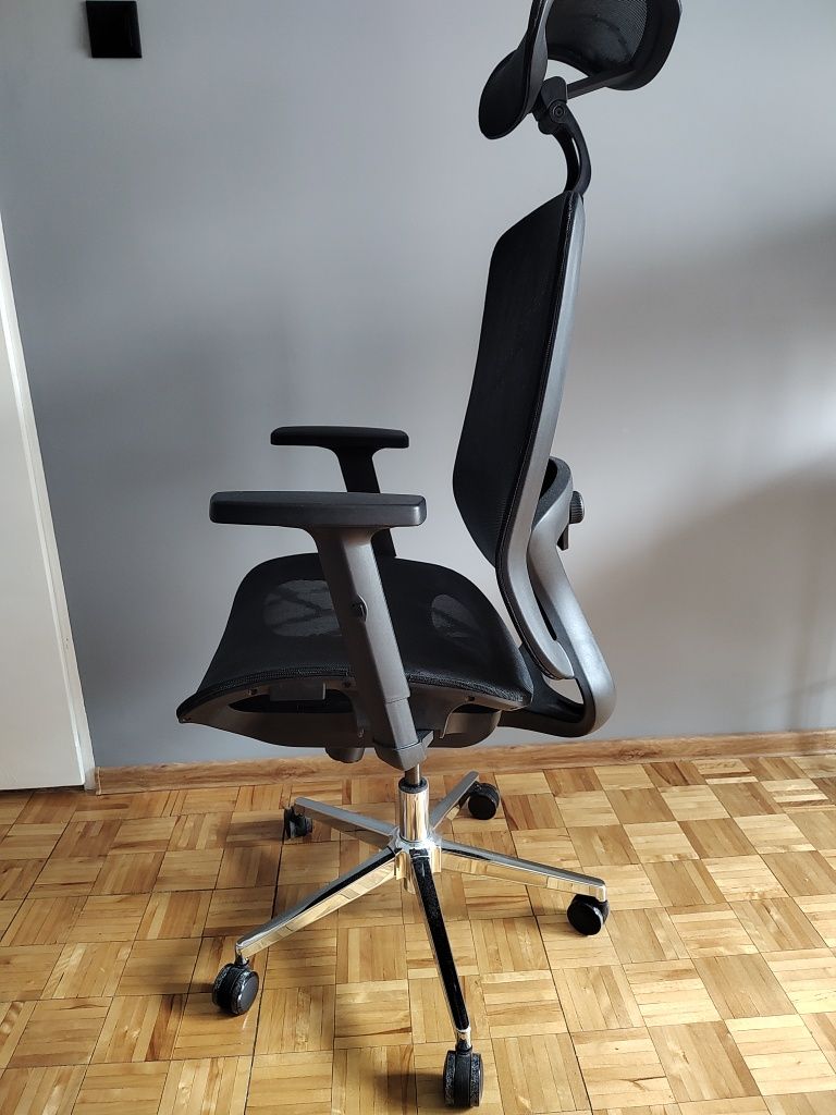 OKAZJA!!! -50% Nowy krzesło fotel biurowy obrotowy ergonomiczny black