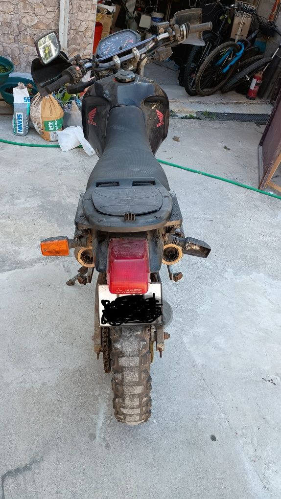 Honda NX 650 Dominator