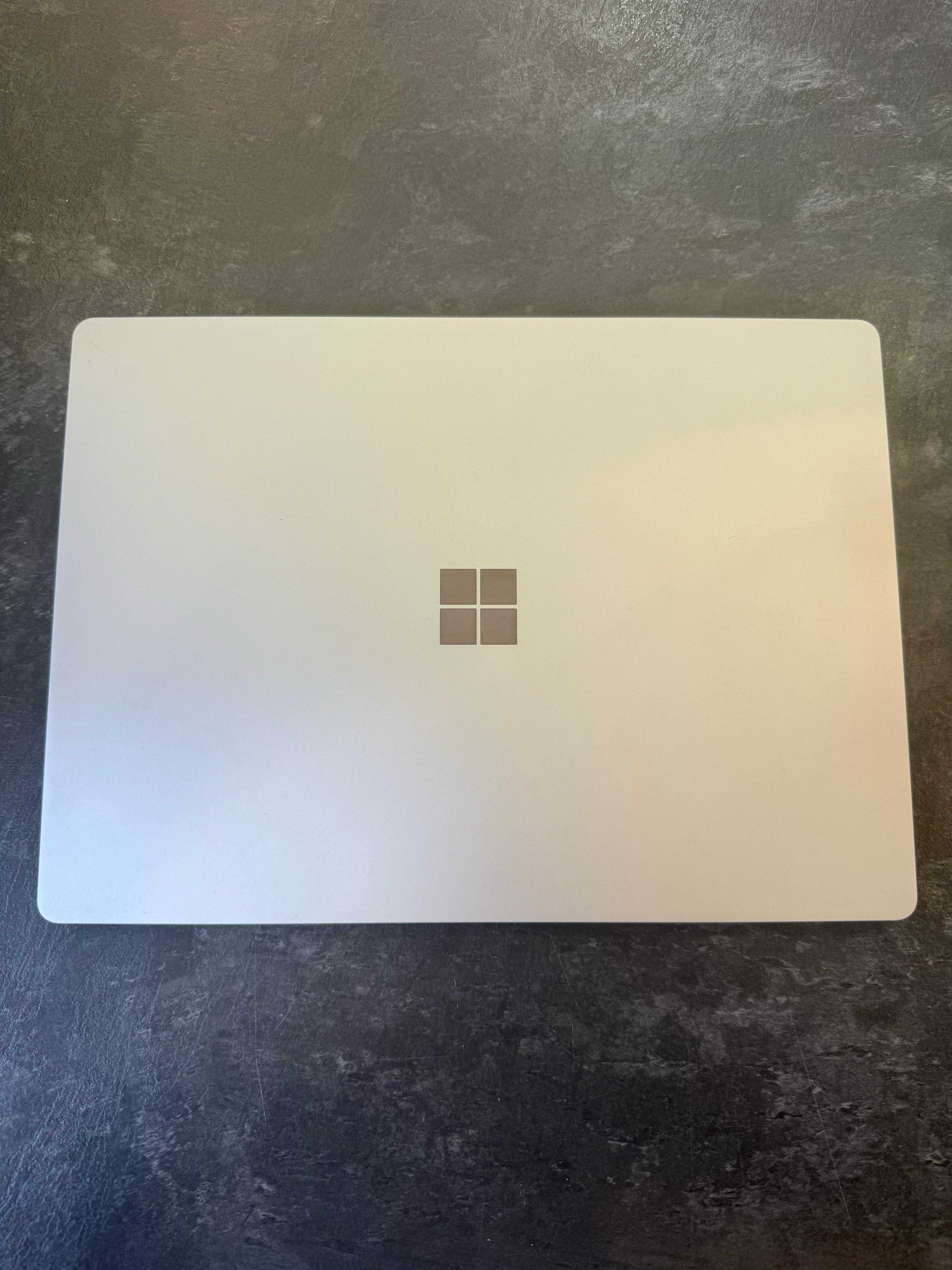 MICROSOFT SURFACE LAPTOP