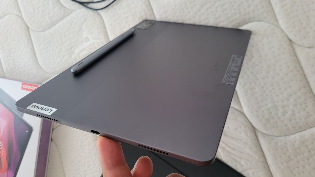 Tablet lenovo P12