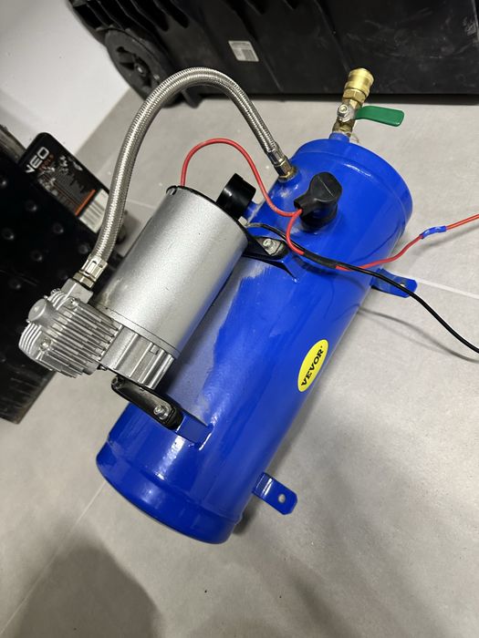 Kompresor 12v - sprawny malo uzywany