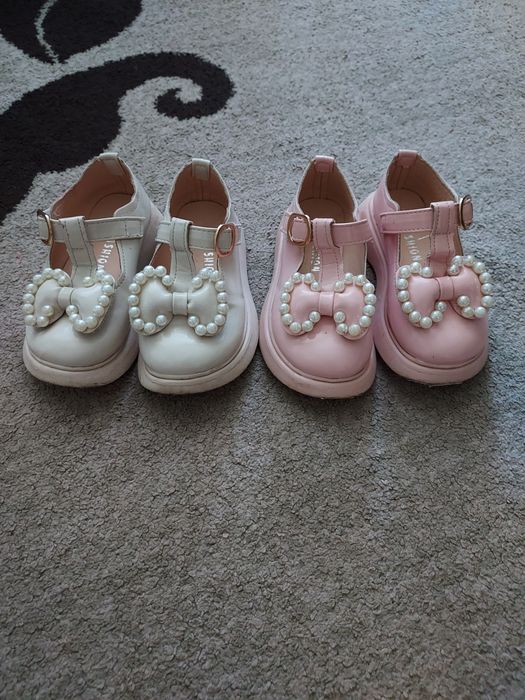 Туфлі для двійнят, близнят