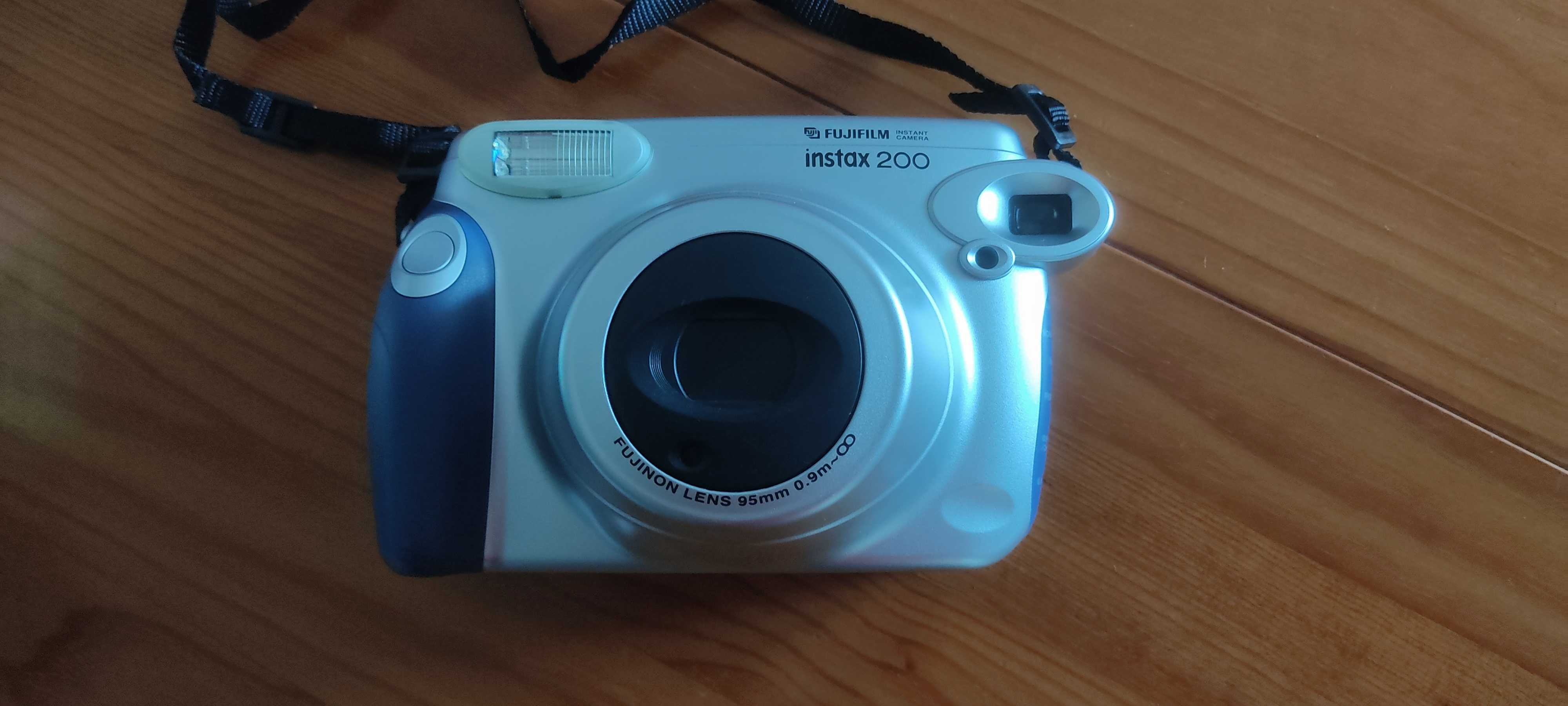 Fujifilm Instax 200