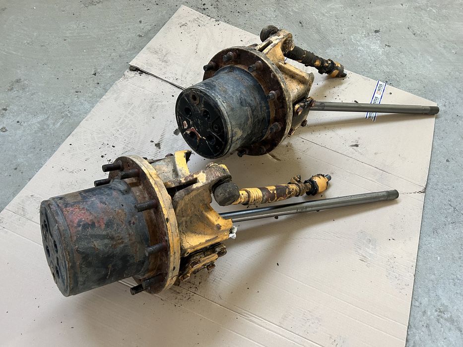 Zwolnica ZF liebherr A900 koparka kolowa