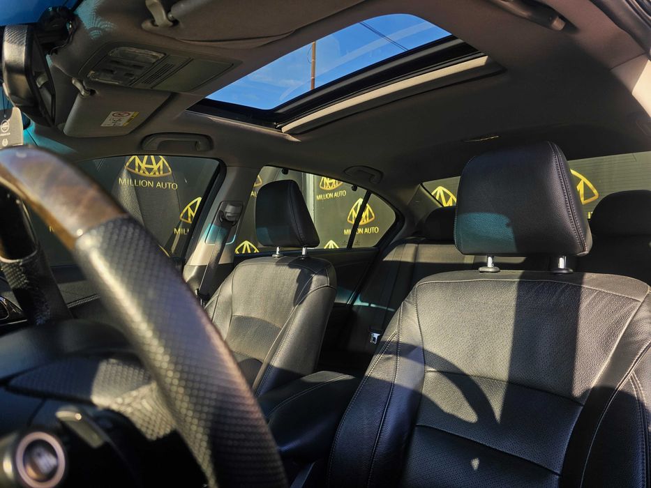 Офіційна Honda Accord 3.5 Full 2013 рік