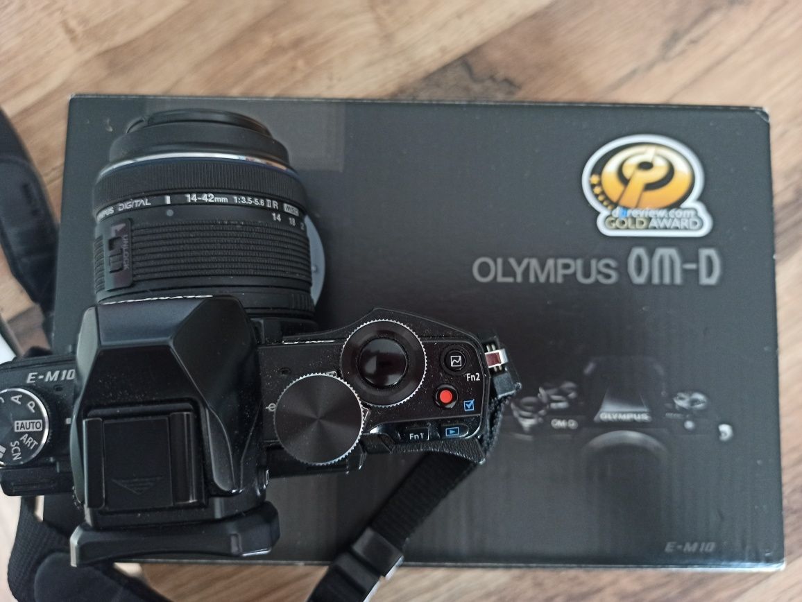 Aparat Olympus omd em 10