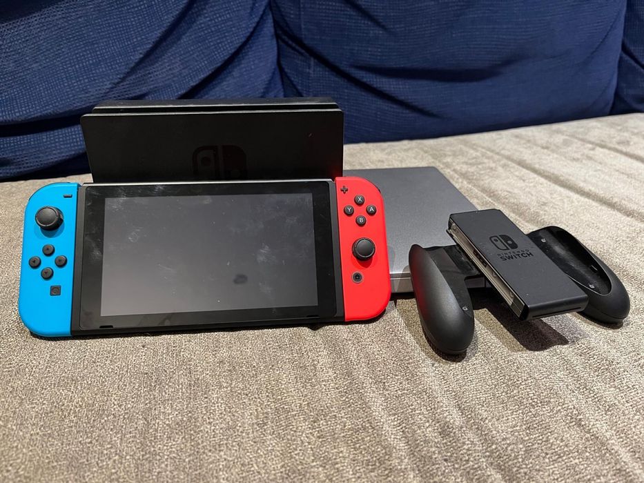 Nintendo Switch 1 como nova + Mario Kart Deluxe