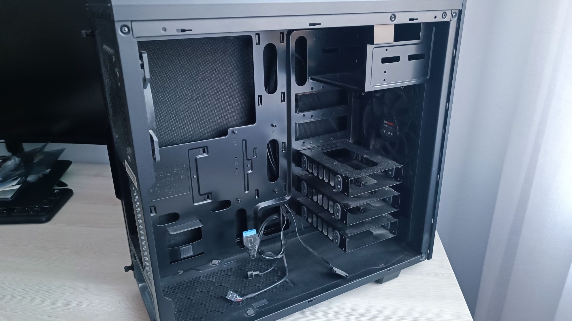 Корпус be quiet! Pure Base 600
