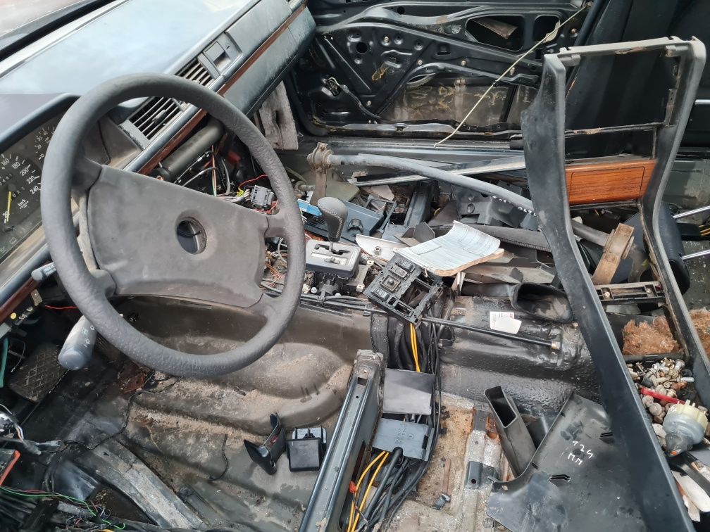 Мост балка в сборе  500 $е124 .седан универсал 4×4