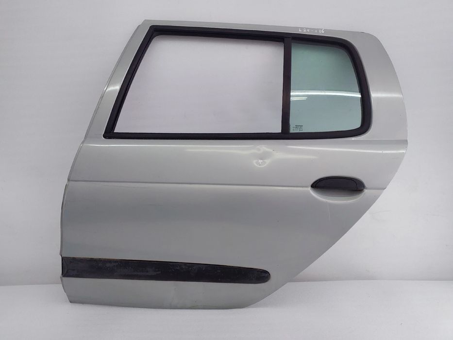 Porta trás esquerda RENAULT Megane I Break (KA0/1_)