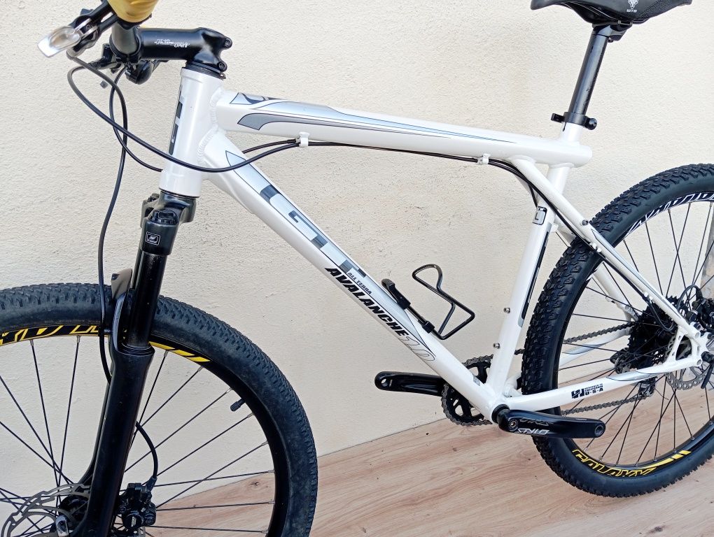 JF-Bikes GT Avalanche 1.0 Roda 27,5 L