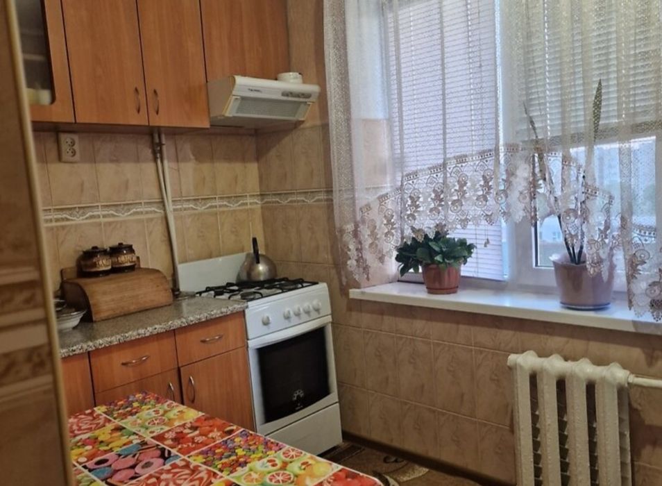 Вул.Київська , здам в оренду 1 кімн., квартиру.