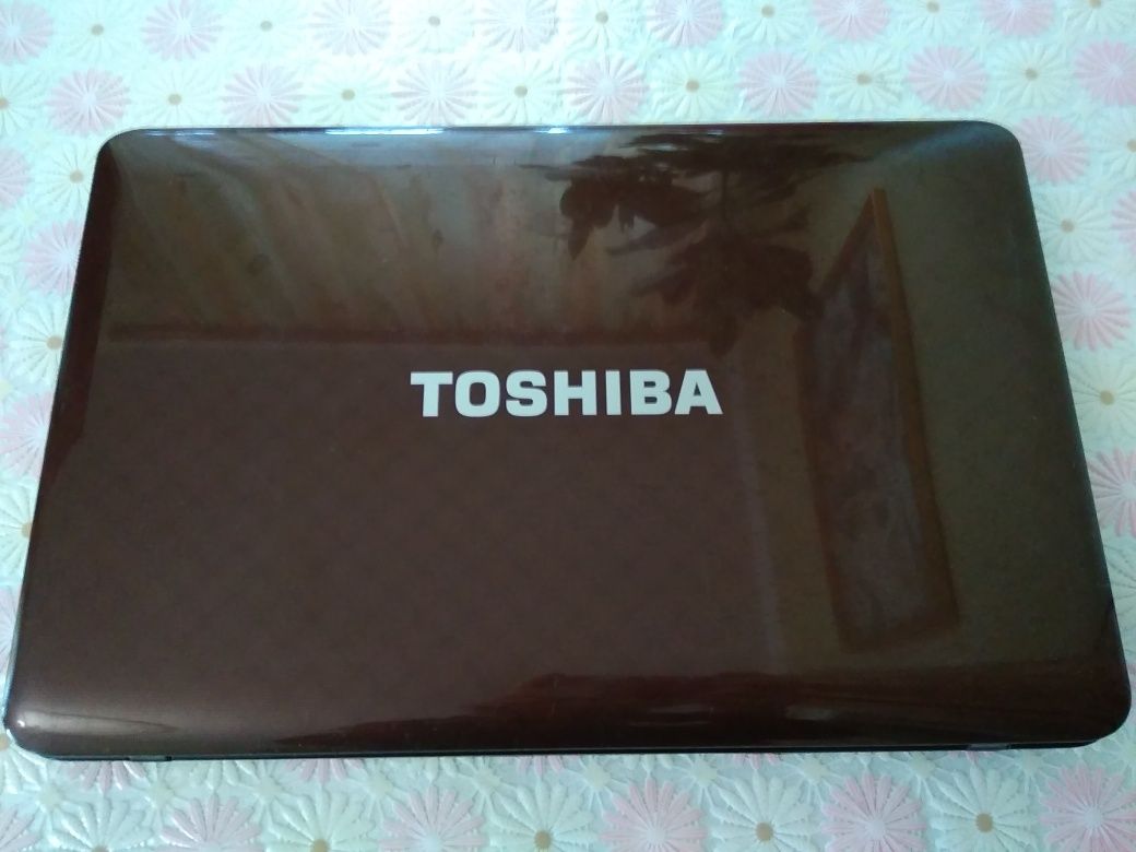 Продам ноутбук Toshiba core i5