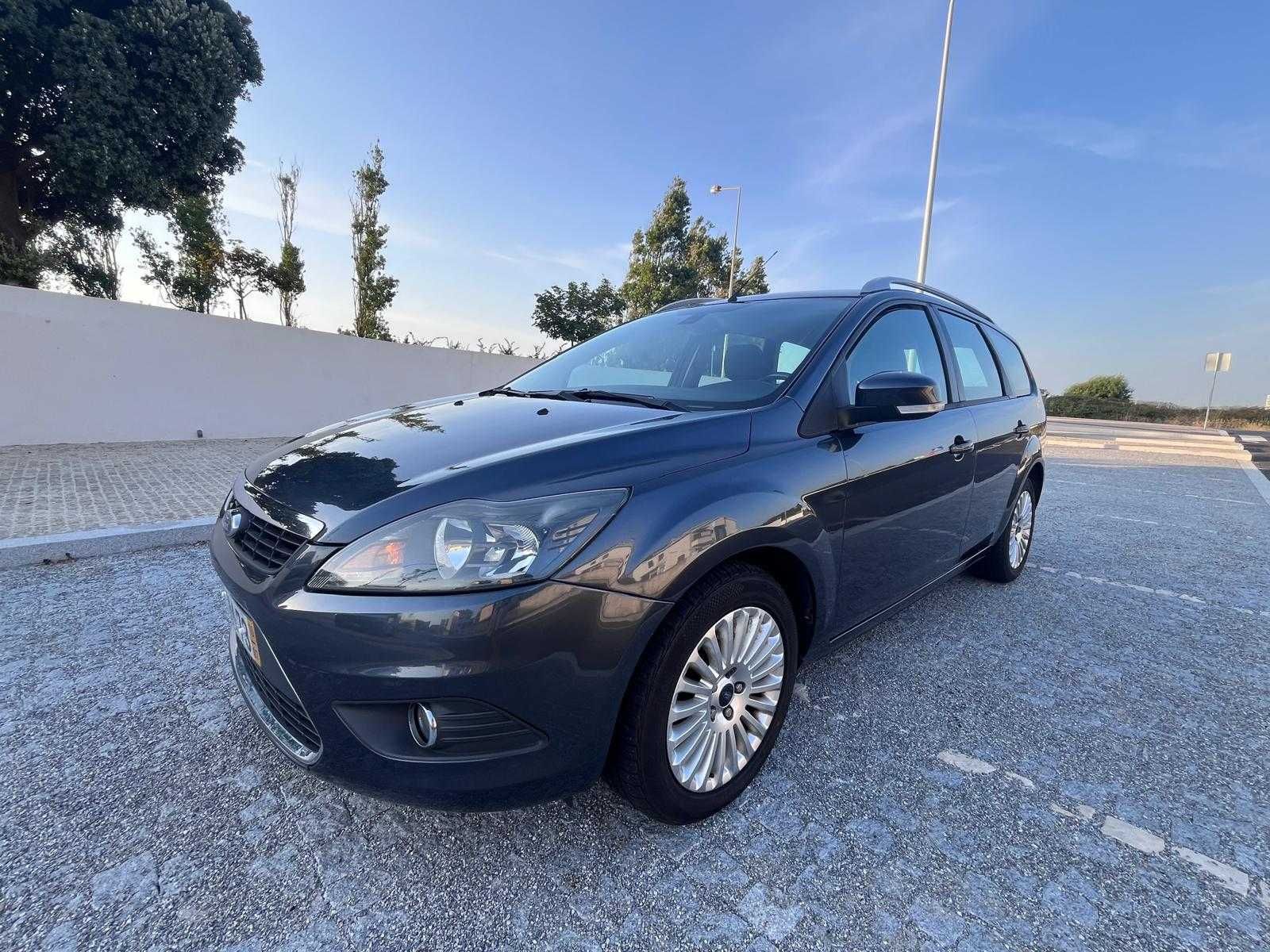 Ford Focus Titanium SW automático