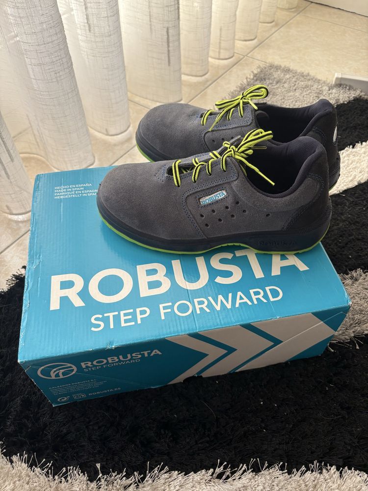 Sapato Robusta S1P com biqueira+ Palmilha Robusta Acebo